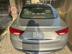 کرایسلەر 200